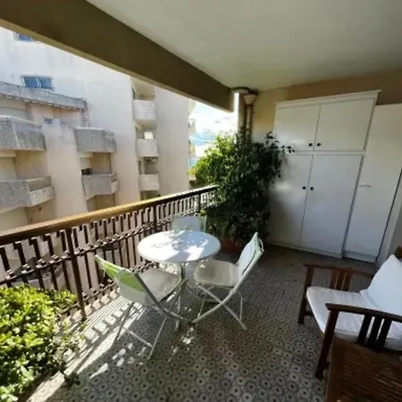 公寓 Amazing Studio In Les Pins With A Large Terrasse Parking *